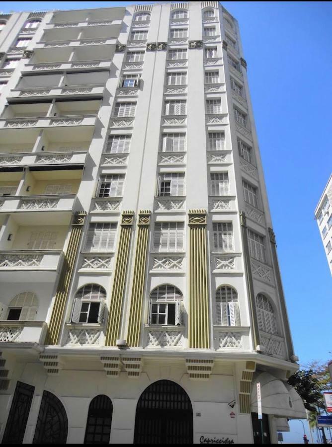 Residencial Com Servicos 45 Metros Decorado Com Sala, Suite E Cozinha Na Quadra Da Praia De Copacabana Rio de Janeiro Ngoại thất bức ảnh